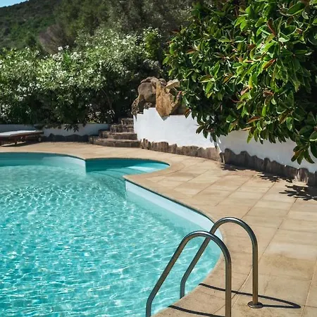 Rocce Sarde Βίλα